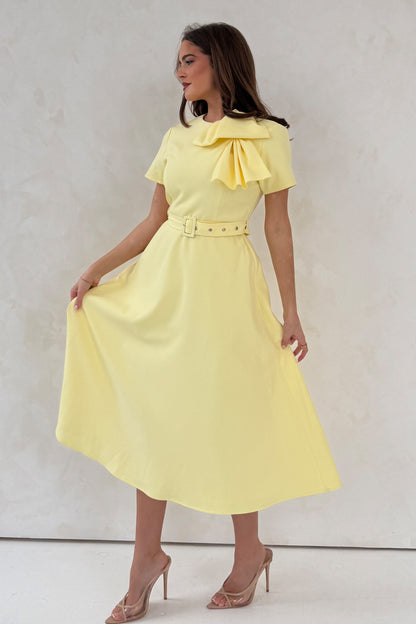 Girl In Mind Sorelle yellow belted midi dress side view